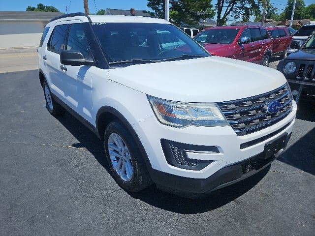 2016 Ford Explorer Base 4WD's photo